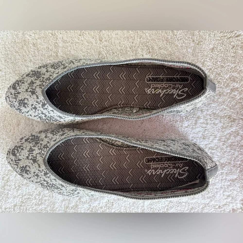 Skechers Camo Flats with Air-Cooled Memory Foam Insoles